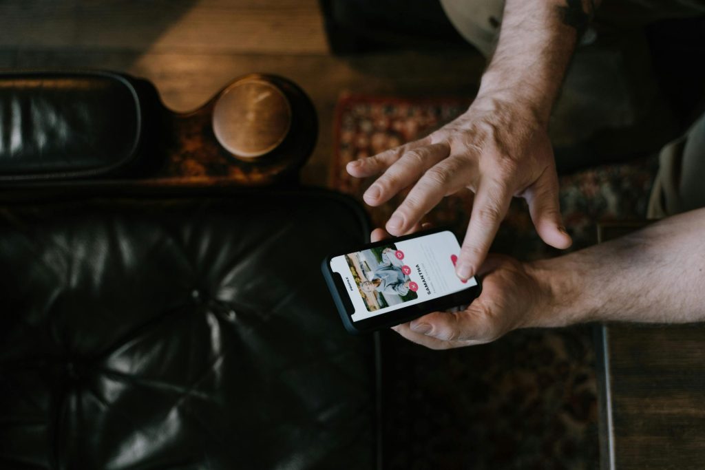 Waarom onlinedatingsites niet werken